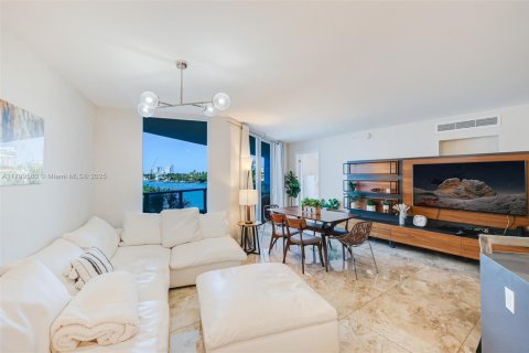Condo in Bay Harbor Islands, Florida, 2 bedrooms  № 1697732 - photo 7
