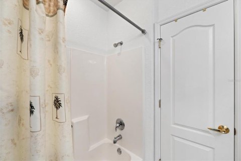 Купить кондоминиум в Венеция, Флорида 10 комнат, 128.48м2, № 1899018 - фото 23