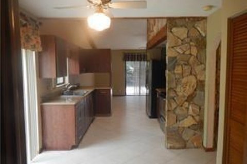 Casa en alquiler en Plantation, Florida, 4 dormitorios, 225.94 m2 № 2087250 - foto 9