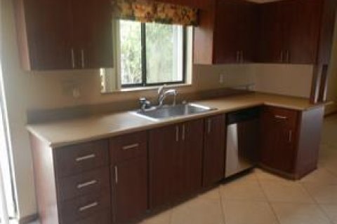Casa en alquiler en Plantation, Florida, 4 dormitorios, 225.94 m2 № 2087250 - foto 8