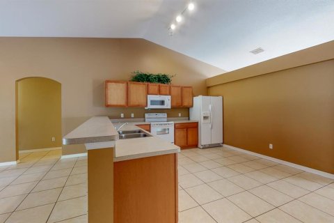 House in Homosassa, Florida 4 bedrooms, 199.18 sq.m. № 1771382 - photo 16