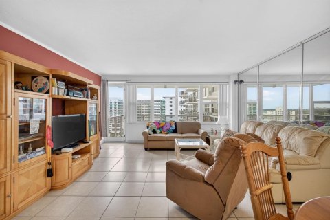 Condo in Fort Lauderdale, Florida, 1 bedroom № 2146319 - photo 5