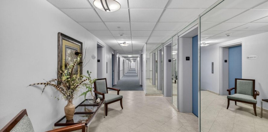 Condo in Fort Lauderdale, Florida, 1 bedroom № 2146319