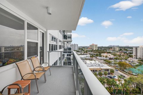 Condo in Fort Lauderdale, Florida, 1 bedroom № 2146319 - photo 13