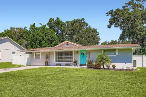 House in Bradenton, Florida 3 bedrooms, 160.35 sq.m. № 1902817 - photo 2