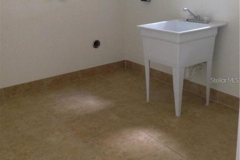 Villa ou maison à louer à Port Charlotte, Floride: 3 chambres, 120.59 m2 № 2408790 - photo 8
