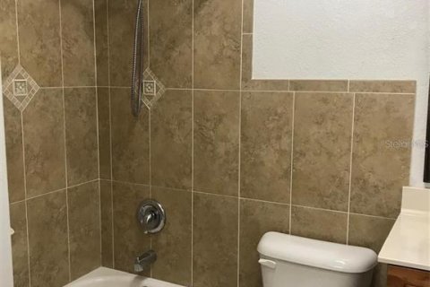 Villa ou maison à louer à Port Charlotte, Floride: 3 chambres, 120.59 m2 № 2408790 - photo 5
