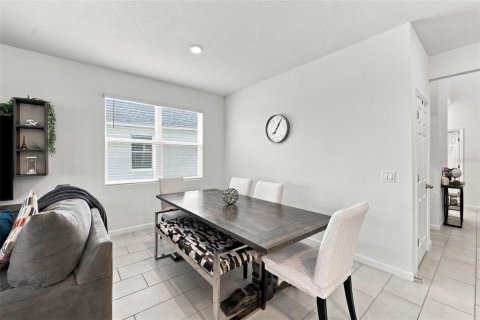 Villa ou maison à louer à Palm Bay, Floride: 5 chambres, 239.78 m2 № 2419245 - photo 5