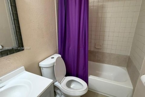 Adosado en alquiler en Homestead, Florida, 3 dormitorios, 132.57 m2 № 2086172 - foto 15