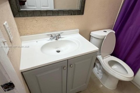 Adosado en alquiler en Homestead, Florida, 3 dormitorios, 132.57 m2 № 2086172 - foto 16