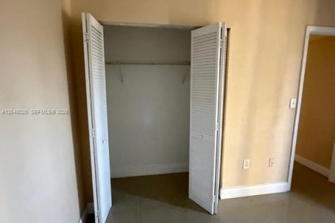 Adosado en alquiler en Homestead, Florida, 3 dormitorios, 132.57 m2 № 2086172 - foto 11