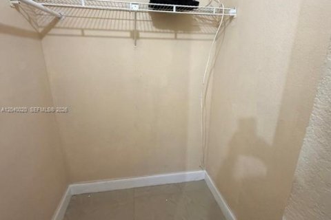 Adosado en alquiler en Homestead, Florida, 3 dormitorios, 132.57 m2 № 2086172 - foto 27