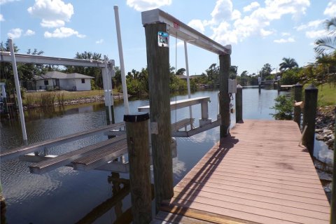 Villa ou maison à louer à Port Charlotte, Floride: 3 chambres, 178.56 m2 № 2108326 - photo 24