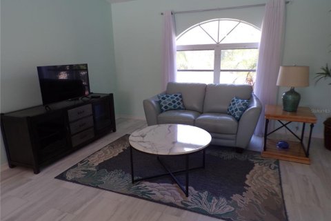 Villa ou maison à louer à Port Charlotte, Floride: 3 chambres, 178.56 m2 № 2108326 - photo 16