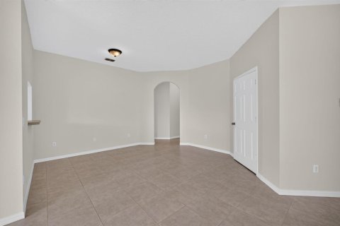 Casa en venta en Port St. Lucie, Florida, 3 dormitorios, 131.27 m2 № 2189890 - foto 12