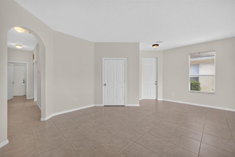 Casa en venta en Port St. Lucie, Florida, 3 dormitorios, 131.27 m2 № 2189890 - foto 14