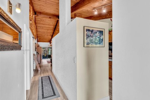 Adosado en venta en Pembroke Pines, Florida, 2 dormitorios, 111.11 m2 № 2017444 - foto 6