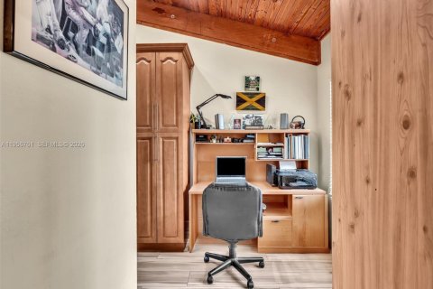 Adosado en venta en Pembroke Pines, Florida, 2 dormitorios, 111.11 m2 № 2017444 - foto 5