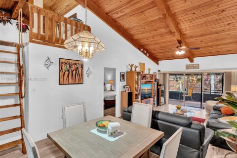 Adosado en venta en Pembroke Pines, Florida, 2 dormitorios, 111.11 m2 № 2017444 - foto 17