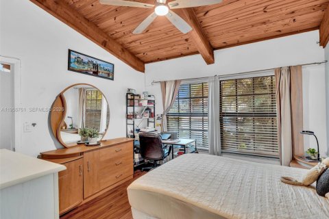 Adosado en venta en Pembroke Pines, Florida, 2 dormitorios, 111.11 m2 № 2017444 - foto 8