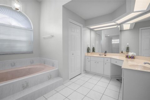 House in Citrus Springs, Florida 3 bedrooms, 268.67 sq.m. № 1769925 - photo 30
