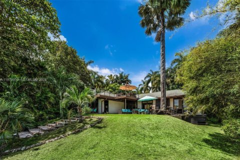 Casa en venta en Miami, Florida, 5 dormitorios, 397.62 m2 № 2175173 - foto 14