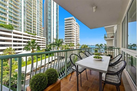 Copropriété à vendre à Miami, Floride: 2 chambres, 102.01 m2 № 2066729 - photo 17
