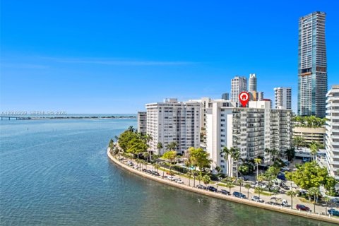Copropriété à vendre à Miami, Floride: 2 chambres, 102.01 m2 № 2066729 - photo 2