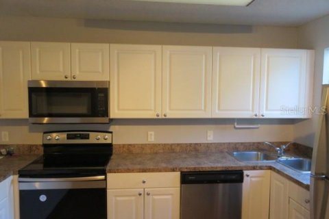 Condominio en alquiler en Bradenton, Florida, 2 dormitorios, 86.96 m2 № 1853956 - foto 2