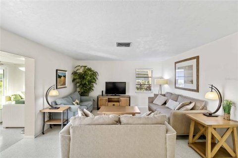 Villa ou maison à vendre à Sarasota, Floride: 2 chambres, 143.72 m2 № 1531763 - photo 10