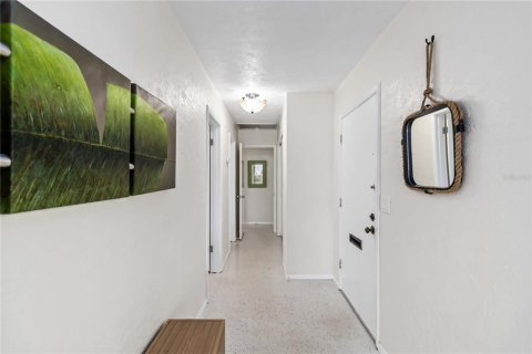 Villa ou maison à vendre à Sarasota, Floride: 2 chambres, 143.72 m2 № 1531763 - photo 6
