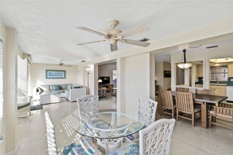 Villa ou maison à vendre à Sarasota, Floride: 2 chambres, 143.72 m2 № 1531763 - photo 29