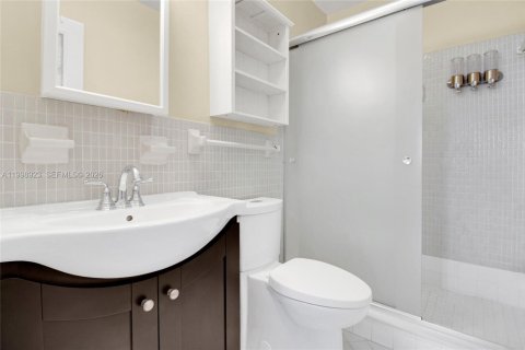 Condominio en alquiler en Fort Lauderdale, Florida, 2 dormitorios, 102.19 m2 № 2060968 - foto 29