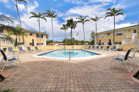 Condominio en alquiler en Fort Lauderdale, Florida, 2 dormitorios, 102.19 m2 № 2060968 - foto 11