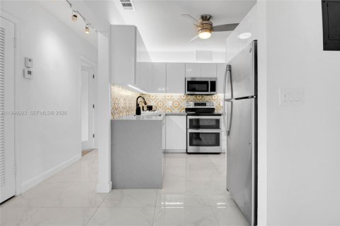 Condominio en alquiler en Fort Lauderdale, Florida, 2 dormitorios, 102.19 m2 № 2060968 - foto 21