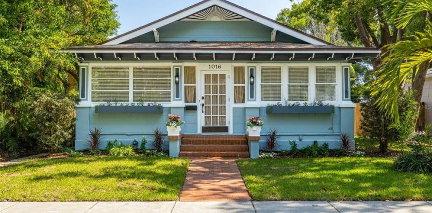 Casa en Saint Petersburg, Florida 3 dormitorios, 119.29 m2 № 1869113