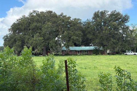 Купить виллу или дом в Бушнелл, Флорида 3 комнаты, 147.16м2, № 1916574 - фото 2