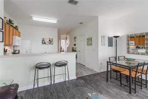 Townhouse in Kissimmee, Florida 3 bedrooms, 133.78 sq.m. № 1681691 - photo 12