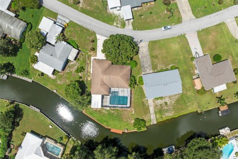 Casa en venta en Lake Wales, Florida, 4 dormitorios, 183.67 m2 № 1917683 - foto 1