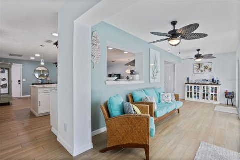 Casa en venta en Lake Wales, Florida, 4 dormitorios, 183.67 m2 № 1917683 - foto 17