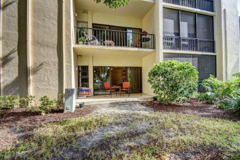 Condo in Jupiter, Florida, 1 bedroom  № 1034031 - photo 1