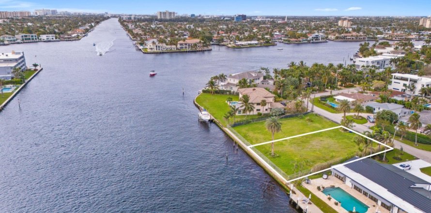 Land in Pompano Beach, Florida № 1005499