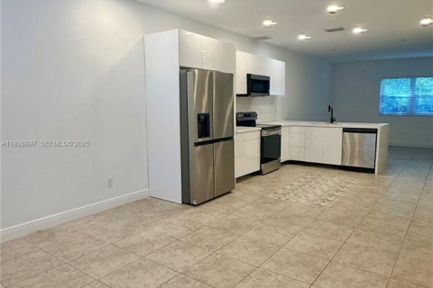 Copropriété à vendre à Port St. Lucie, Floride: 3 chambres, 165.46 m2 № 2050023 - photo 6