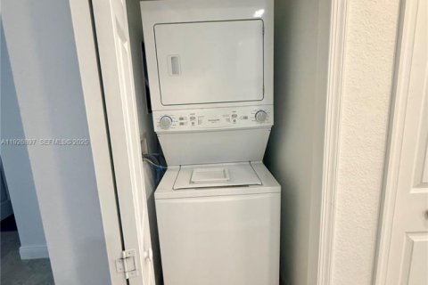 Copropriété à vendre à Port St. Lucie, Floride: 3 chambres, 165.46 m2 № 2050023 - photo 30