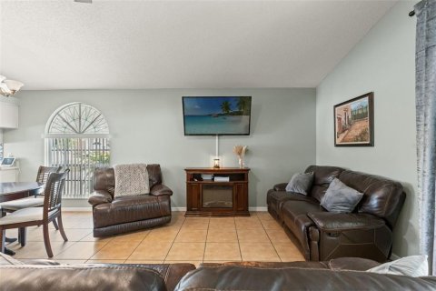 Casa en venta en New Port Richey, Florida, 3 dormitorios, 124.3 m2 № 1650061 - foto 11