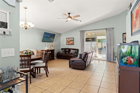 Casa en venta en New Port Richey, Florida, 3 dormitorios, 124.3 m2 № 1650061 - foto 4