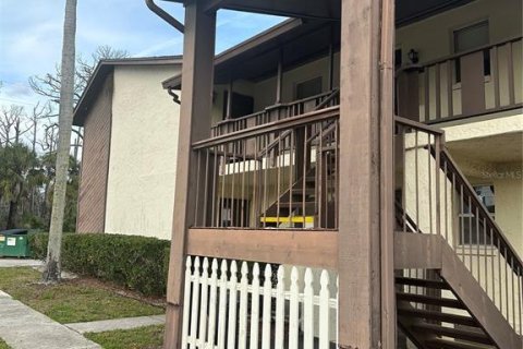 Condo à Port Richey, Floride, 2 chambres  № 2239240