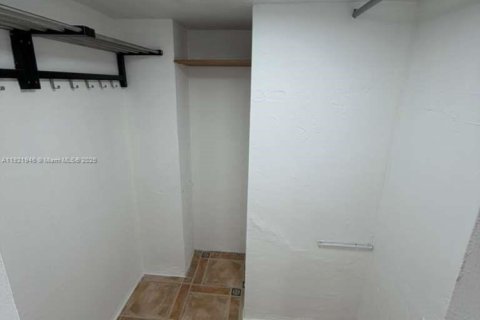 Купить кондоминиум в Майами-Бич, Флорида 1 спальня, 73.76м2, № 2018681 - фото 19