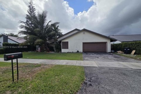 Villa ou maison à Miami, Floride 4 chambres, 144 m2 № 2014128