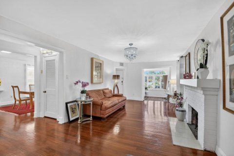 Casa en venta en West Palm Beach, Florida, 4 dormitorios, 286.88 m2 № 2368489 - foto 17